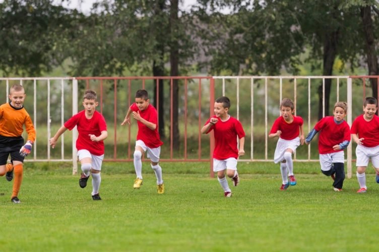 soccer-goalkeeper-training